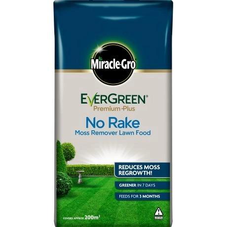 Miracle-Gro EverGreen Premium Plus No Rake Moss Remover Lawn Food